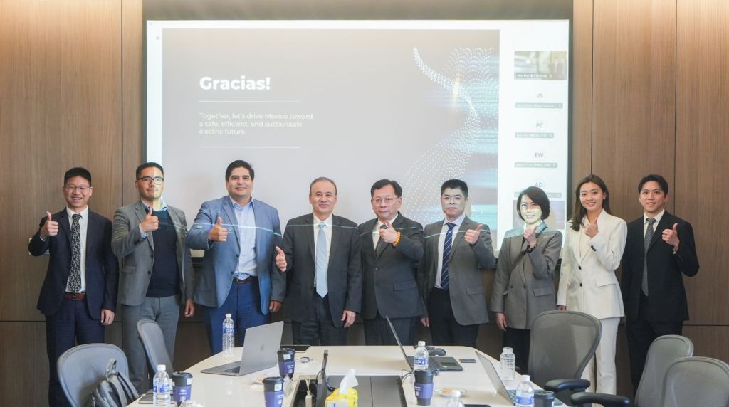 Gobierno de Sonora y FOXCONN fortalecen cooperación en electromovilidad y automatización