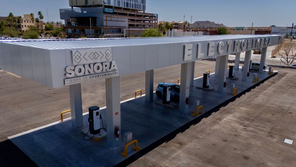 Gobernador Durazo convierte a Sonora en modelo nacional de Electromovilidad