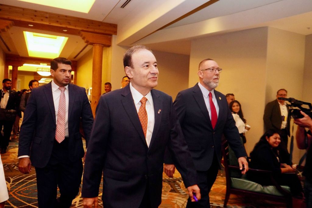 Lidera Gobernador Durazo en transición energética; presenta ante empresarios de Arizona modelo del Plan&nbsp;Sonora