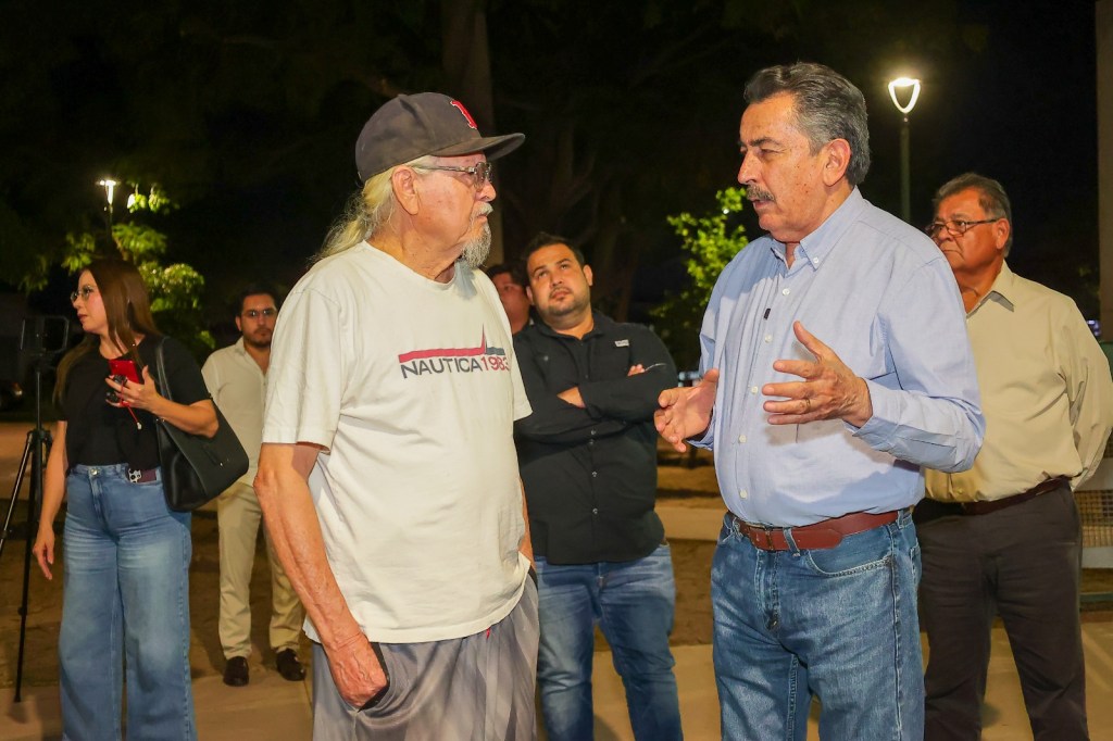 AVANZA CAJEME EN ILUMINACIÓN DE PARQUES, PLAZAS PÚBLICAS Y UNIDADES DEPORTIVAS: JAVIER&nbsp;LAMARQUE