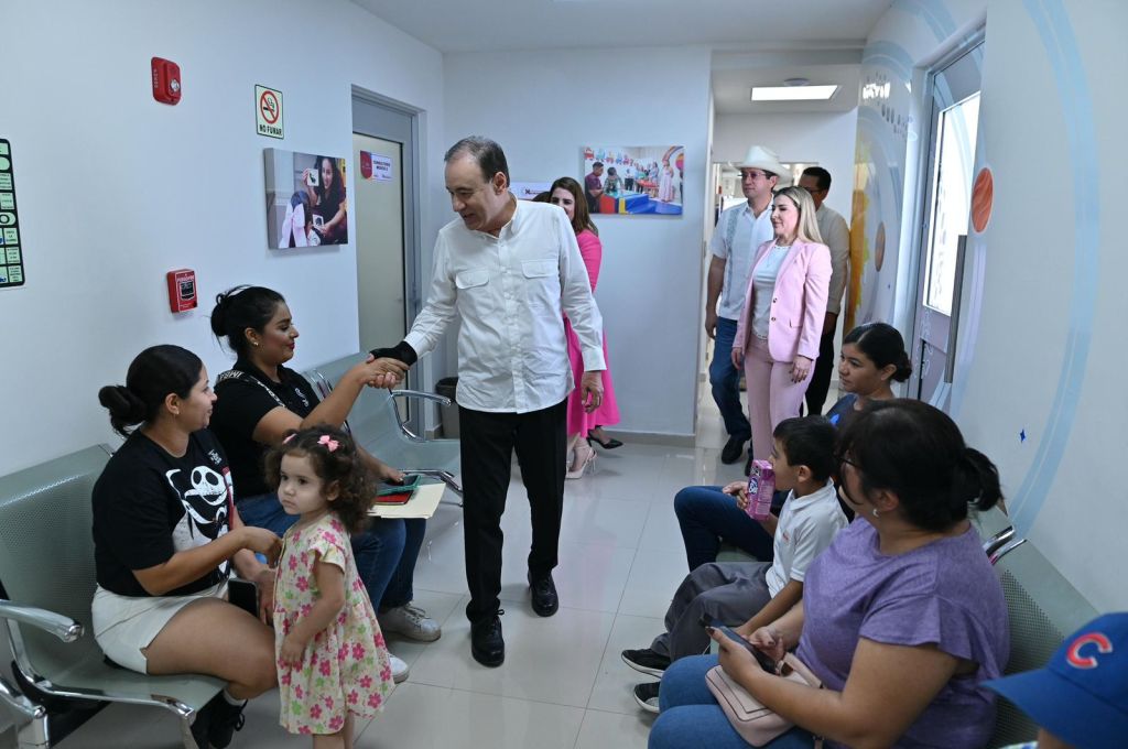 Gobernador Durazo refuerza salud de familias del sur con equipamiento de la Unidad en&nbsp;Neurodesarrollo