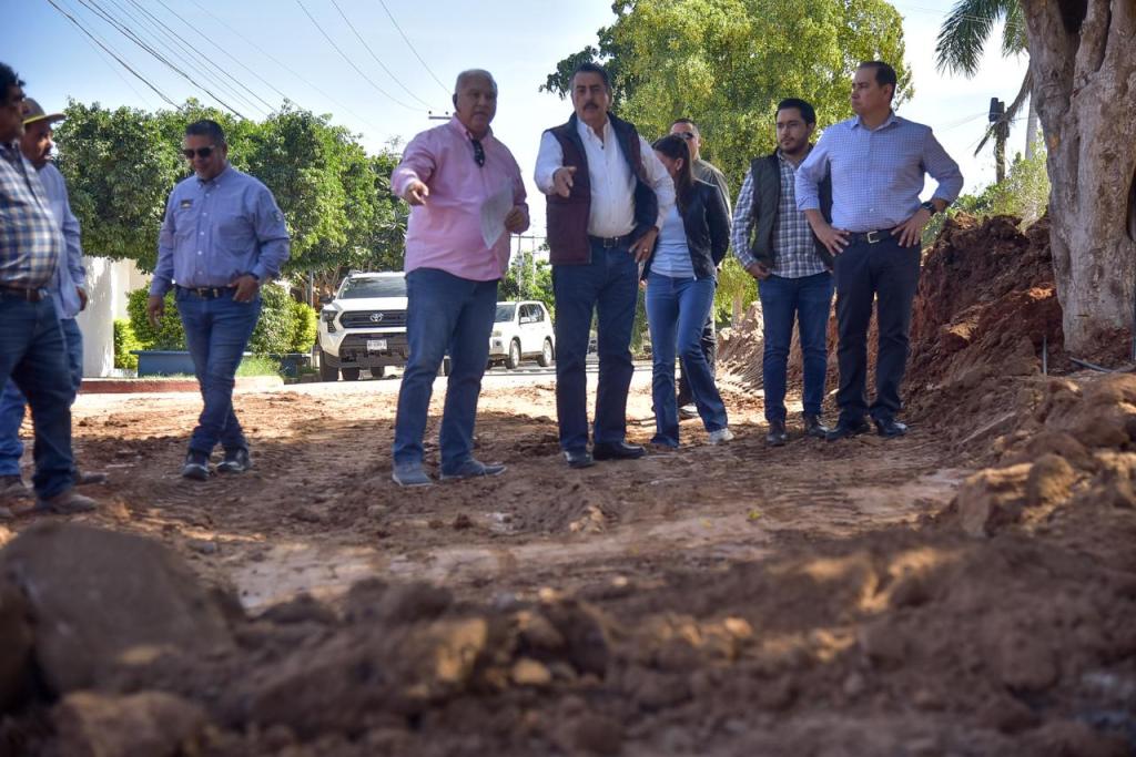 SUPERVISA JAVIER LAMARQUE AVANCE EN REHABILITACIÓN DE INFRAESTRUCTURA HIDRÁULICA, SANITARIA Y PAVIMENTACIÓN
