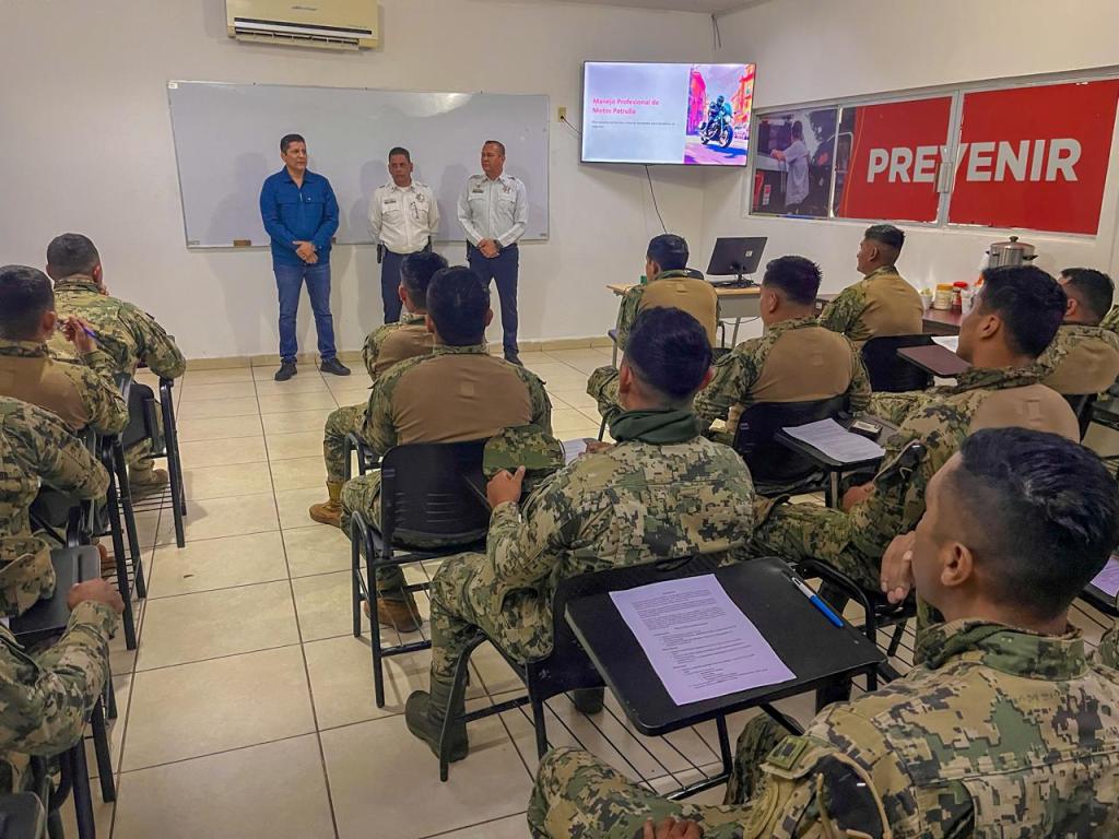 IMPARTEN CURSO DE MANEJO PROFESIONAL DE MOTO PATRULLA A ELEMENTOS DE LA SECRETARÍA DE&nbsp;MARINA