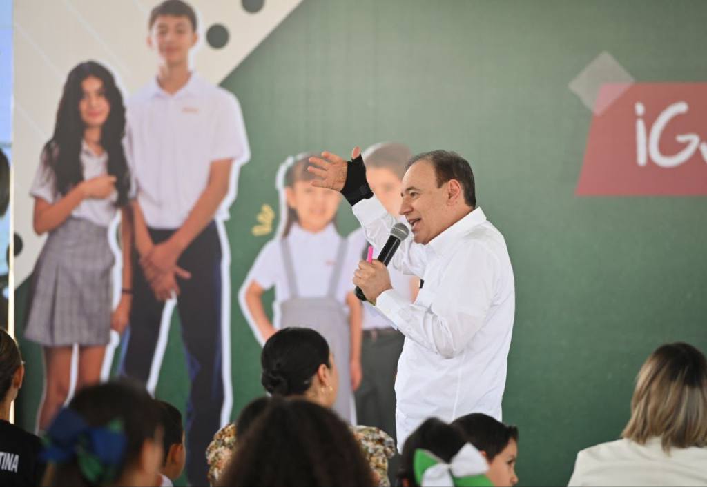 Con orden y agilidad entrega Gobierno de Sonora uniformes escolares gratuitos en Hermosillo:&nbsp;SEC